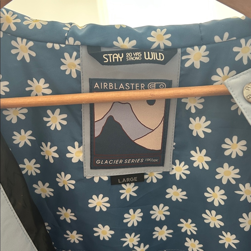 Airblaster Nicolette Jacket Blue - Picture 2 of 9